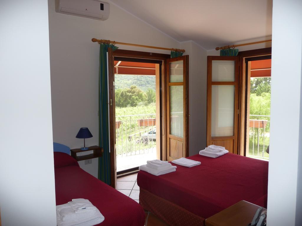Agrilao Villa Scalea Kamer foto